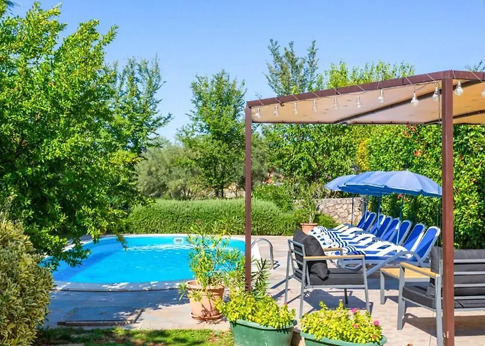 Anni With Pool Island Krk By Guide Villa Malinska